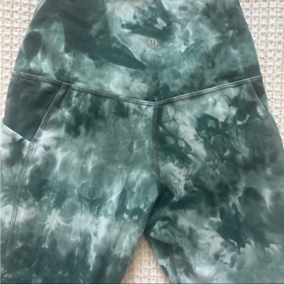 Lululemon Align Size 8 green tiedye - Picture 2 of 4
